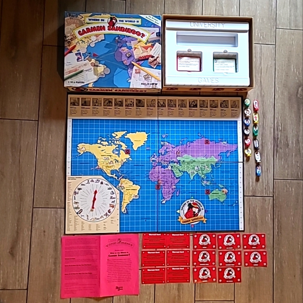 Where in the World is Carmen Sandiego?  Board Game 1992 vintage